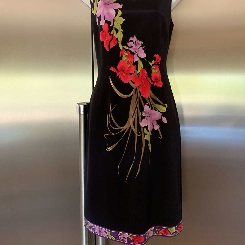 Elite Tahari Sheath Dress